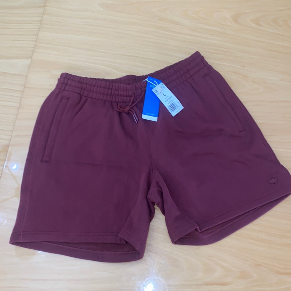 Adidas Men’s Shorts size L